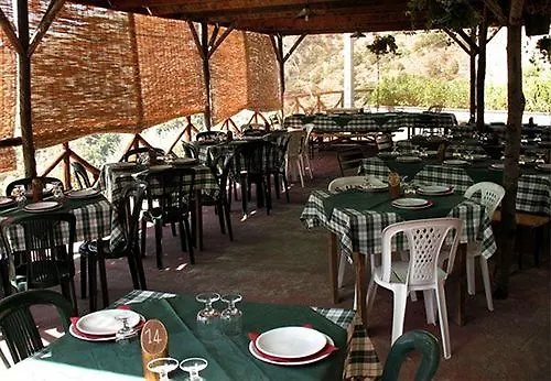Farm stay Agriturismo San Cataldo Motta Camastra Italy